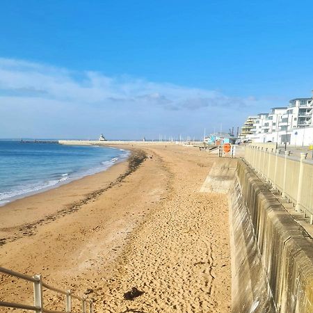 Seas The Day Beachfront Apartment Ramsgate - Sleeps 4 Eksteriør bilde